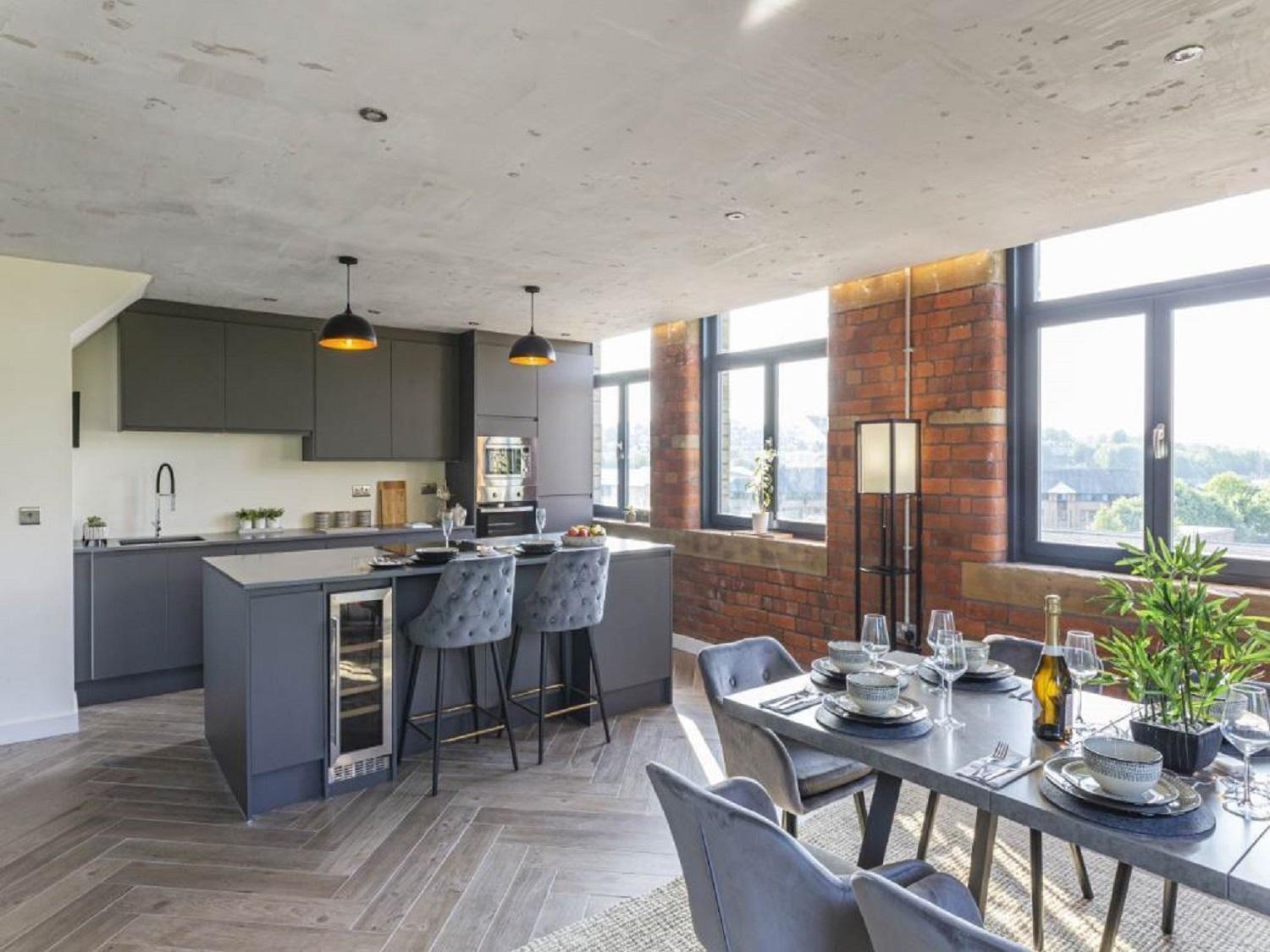 5-Bedroom Luxury Duplex Penthouse Брадфорт Екстериор снимка